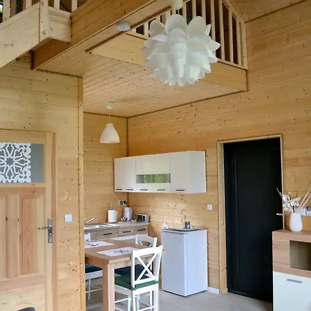 Magnolia Goscinne Orman Evi