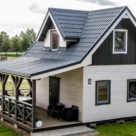 Magnolia Goscinne Orman Evi